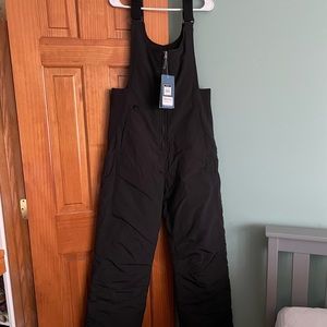 Men’s toboggan insulated snow bibs. Size small, NWT